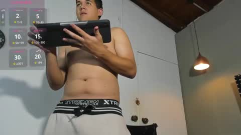 jacob_schneider online show from May 21, 9:41 pm