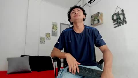 jacob_twink1 online show from July 20, 1:35 pm