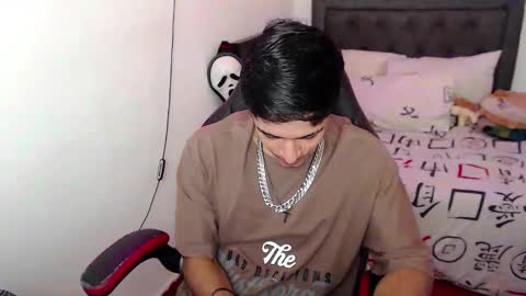 Jacobbakerr online show from May 6, 3:12 pm