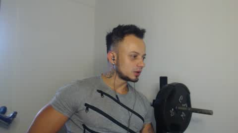 jacobjamess online show from July 7, 11:19 pm