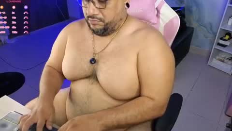 daddy sir master bear online show from July 21, 2:41 pm