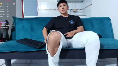 jacobo online show from July 22, 5:49 pm
