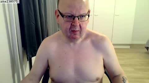 Jake2309 online show from May 9, 7:37 pm