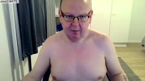 Jake2309 online show from May 25, 7:53 pm