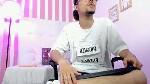 Jake  online show from June 12, 8:28 pm