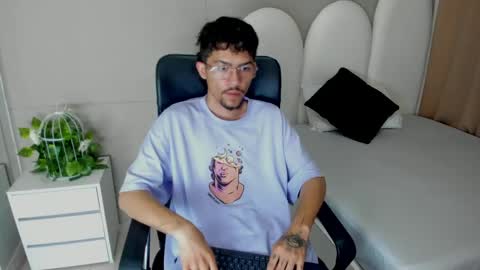 Jake  online show from May 31, 1:54 pm