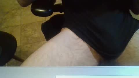 jakesgotasnake1 online show from May 1, 3:54 am