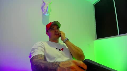 jakestone_1 online show from May 16, 6:50 pm