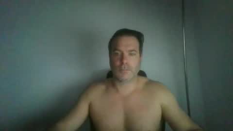 jam3s5959 online show from May 17, 7:49 am