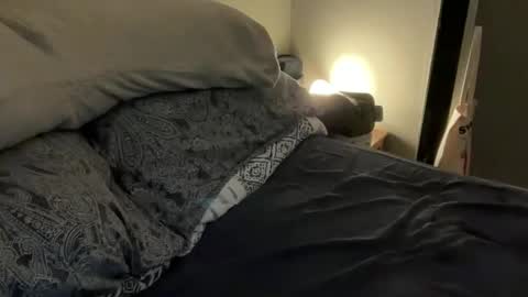 james_nudistcock online show from May 7, 9:37 pm