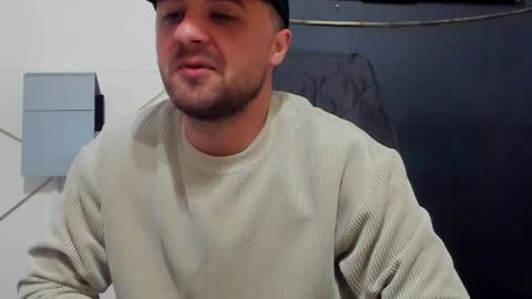 JamesMyers online show from May 1, 5:43 am