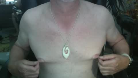 jamesray722 online show from July 22, 9:18 pm