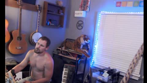 Jameswebbscope online show from May 8, 10:49 am