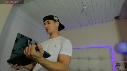 --- James --- online show from July 17, 8:59 pm