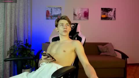 jason__stackhouse online show from March 12, 7:38 pm