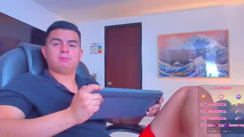 JBrooksXx online show from August 4, 12:21 pm