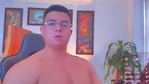 JBrooksXx online show from July 19, 1:28 pm