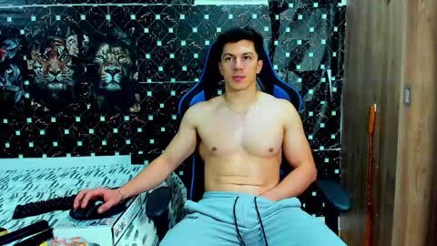 Javier online show from May 14, 6:11 am