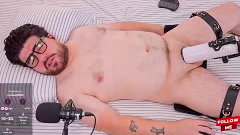 Jax Luna online show from May 9, 4:57 am