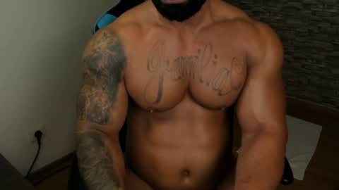 JaxonHunk online show from June 16, 12:35 am