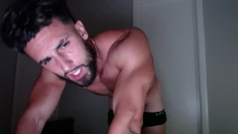 jay_slayz online show from July 23, 5:05 am