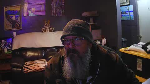 Grand Zaddy or Jay its casual online show from May 6, 6:47 am