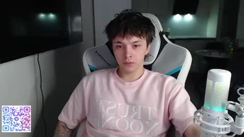 Jayce online show from August 8, 11:12 pm