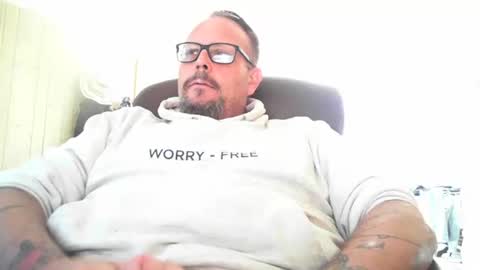 jayholew online show from June 8, 1:34 pm