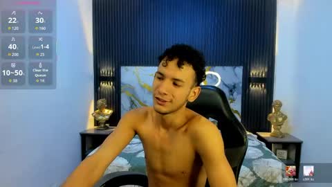 jdwhite18 online show from May 23, 7:36 am
