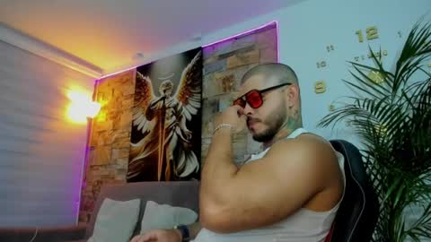 Jean  axelcrow       Modelo Independiente online show from July 22, 5:10 am