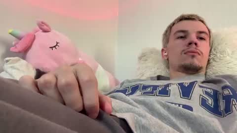 jeremy1scott online show from August 3, 7:40 am