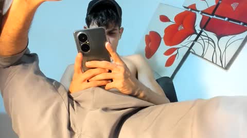 jesshot_bigcock online show from June 6, 7:14 am