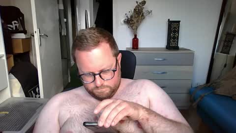 jeuneloup92 online show from May 11, 4:04 pm
