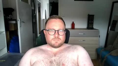 jeuneloup92 online show from May 18, 4:11 pm