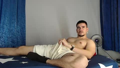 Juan David online show from May 1, 10:34 pm