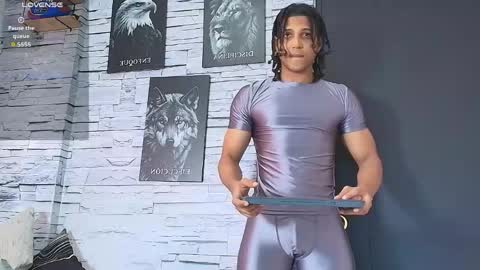 jhay_wheeler777 online show from May 17, 6:04 pm