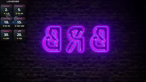 jhay_wheeler777 online show from May 14, 7:34 pm