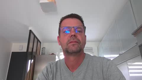 jhmec44000 online show from June 7, 11:50 am