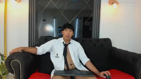 jhoan_evans online show from May 2, 9:17 pm