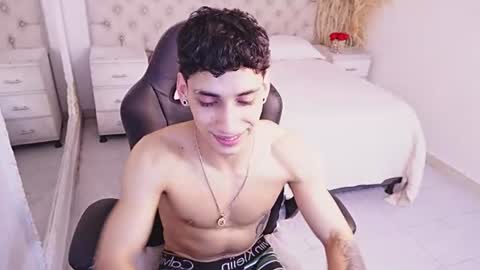 jhoanleandro online show from July 28, 11:17 am