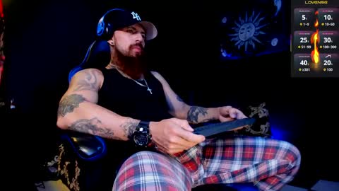 jhon_psyco online show from May 15, 1:30 pm