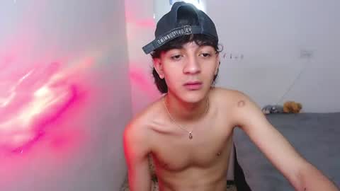 jhonay__cute online show from July 18, 11:21 pm