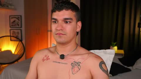 Jhonny  online show from May 16, 4:21 am