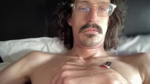 Jigz1986 online show from May 2, 8:39 am