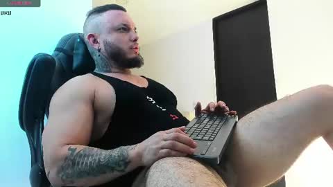 jim_dupont online show from August 3, 5:17 am