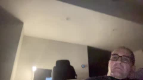 jisterz2 online show from July 27, 4:41 am