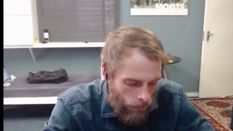 JamesJan van Rebel online show from August 3, 10:43 am