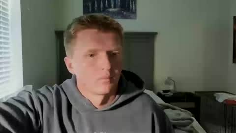jledger3405 online show from June 24, 8:11 pm