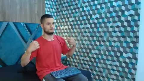  Joao online show from July 16, 8:49 pm