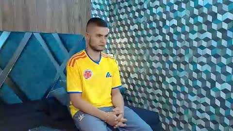  Joao online show from July 7, 8:01 pm